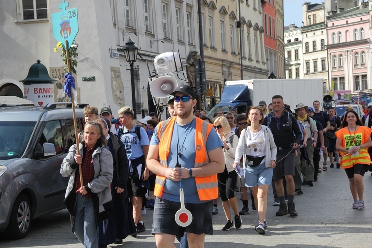 Wyjście 44. Pieszej Pielgrzymki Krakowskiej z Wawelu na Jasną Górę