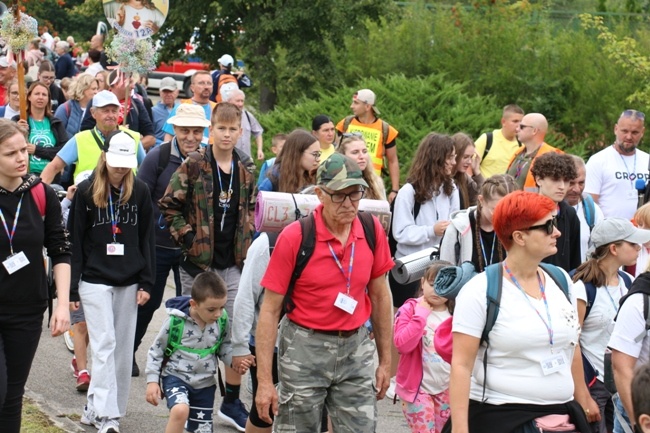 Wyruszyła 46. Piesza Pielgrzymka Diecezji Radomskiej na Jasną Górę