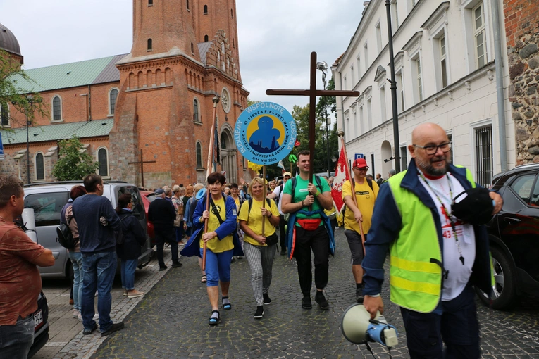Płock. Wyjście pielgrzymki. Część I