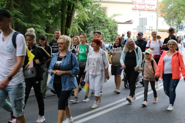 Płock. Wyjście pielgrzymki. Część I