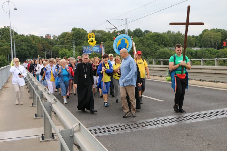 Płock. Wyjście pielgrzymki. Część I