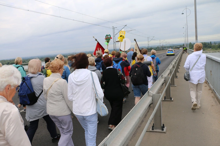 Płock. Wyjście pielgrzymki. Część I