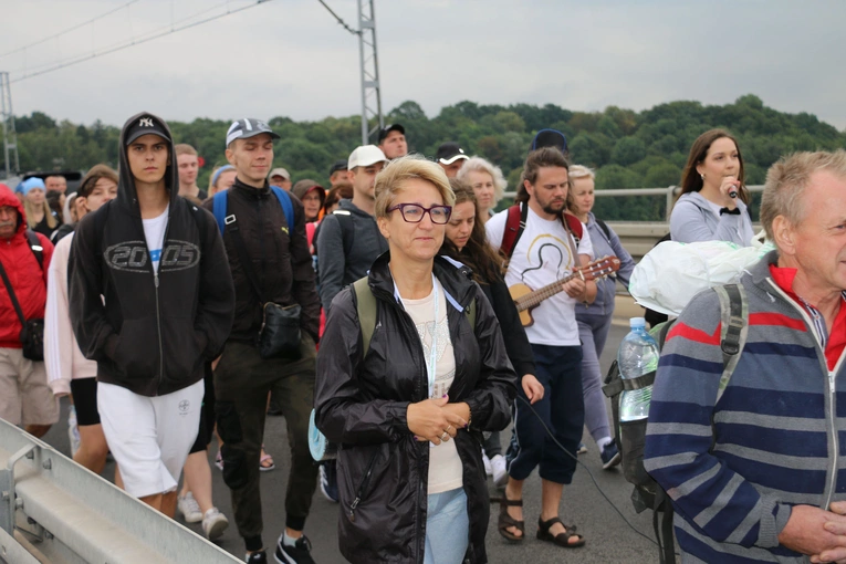 Płock. Wyjście pielgrzymki. Część II