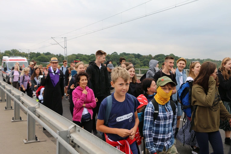 Płock. Wyjście pielgrzymki. Część II