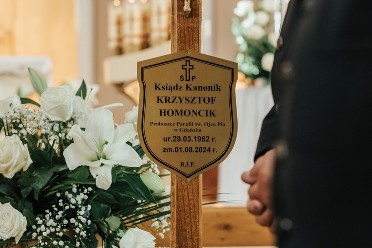 Pogrzeb ks. kan. Krzysztofa Homoncika