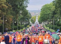 Radość ogarnęła pątników wchodzących na Jasną Górę.