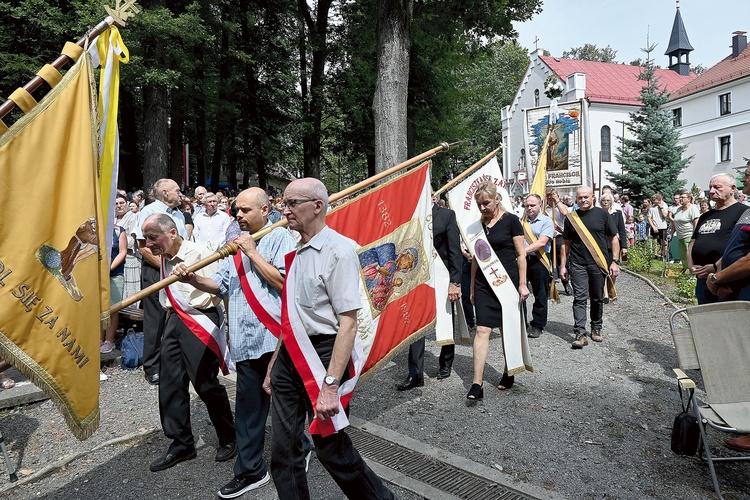 	Wśród uczestników było wielu przedstawicieli tercjarzy.