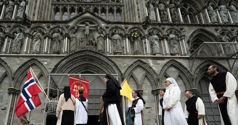 Norwegia świętuje: Olaf – wiking, co świętym królem został!