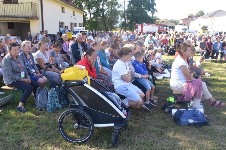 Rzeszowska Pielgrzymka Piesza w Szczucinie