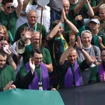 Pielgrzymi na jasnogórskich błoniach