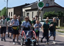 Pielgrzymi na jasnogórskich błoniach