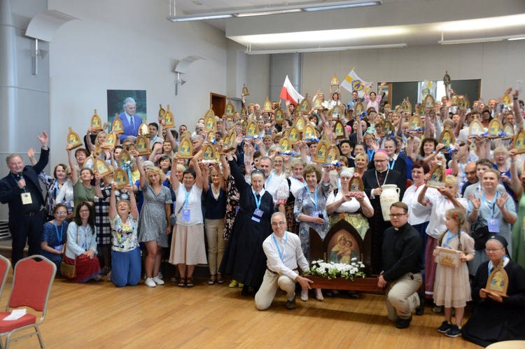 Forum Apostolatu Pielgrzymującej Matki Bożej