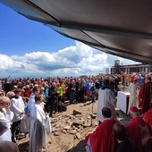 Śnieżka. Odpust nad chmurami