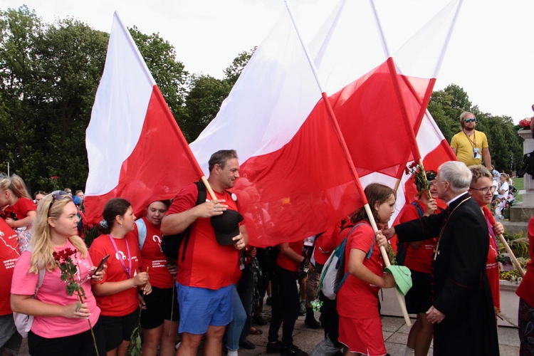 Wejście 44. Pieszej Pielgrzymki Krakowskiej na Jasną Górę - cz. 1