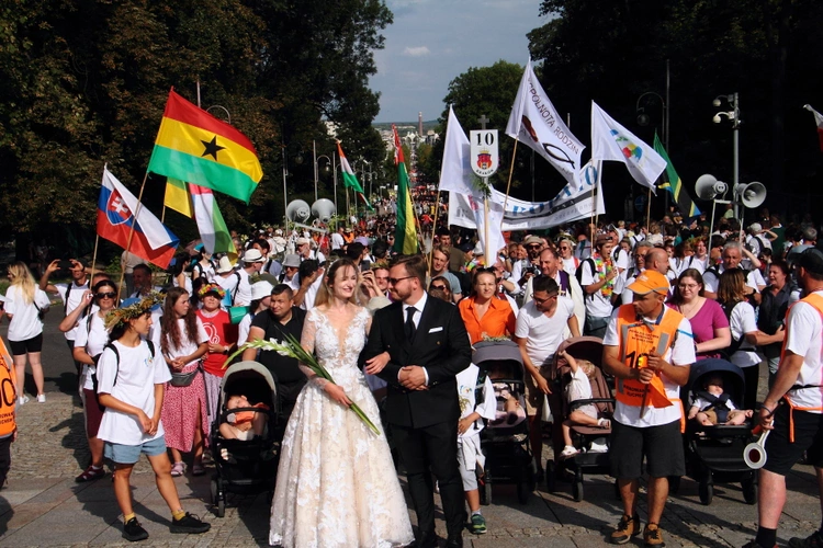Wejście 44. Pieszej Pielgrzymki Krakowskiej na Jasną Górę - cz. 1