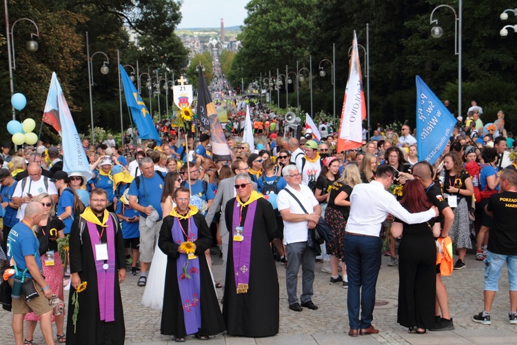 Wejście 44. Pieszej Pielgrzymki Krakowskiej na Jasną Górę cz. 2