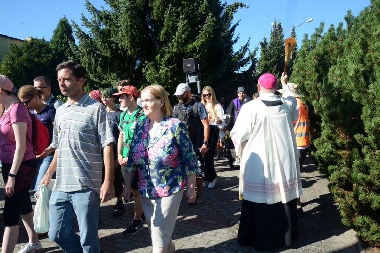 Jedynka zielona niesie ikonę Matki Bożej Częstochowskiej