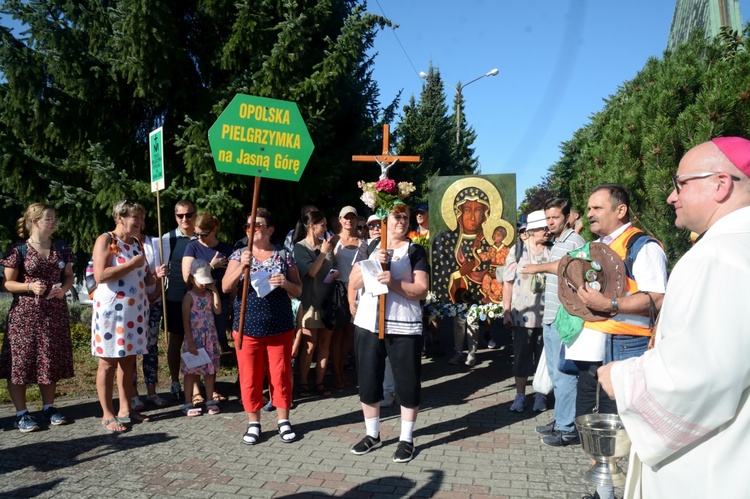 Jedynka zielona niesie ikonę Matki Bożej Częstochowskiej