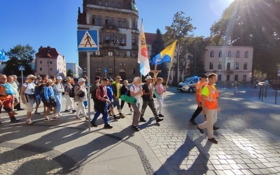 Legnica. Rozpoczęła się pielgrzymka krzeszowska