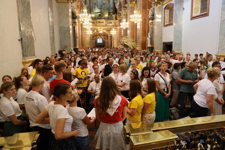 Pątnicy na Jasnej Górze