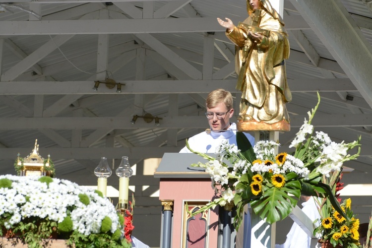 Pielgrzymkowa Eucharystia w Kamieniu Śląskim