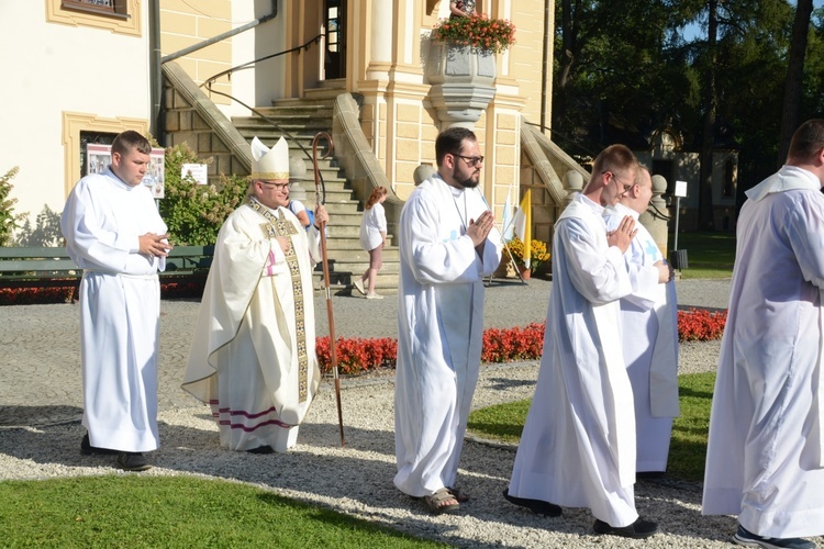 Pielgrzymkowa Eucharystia w Kamieniu Śląskim