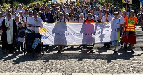 Bp Zieliński: Jesteście szczególną cząstką naszego Kościoła