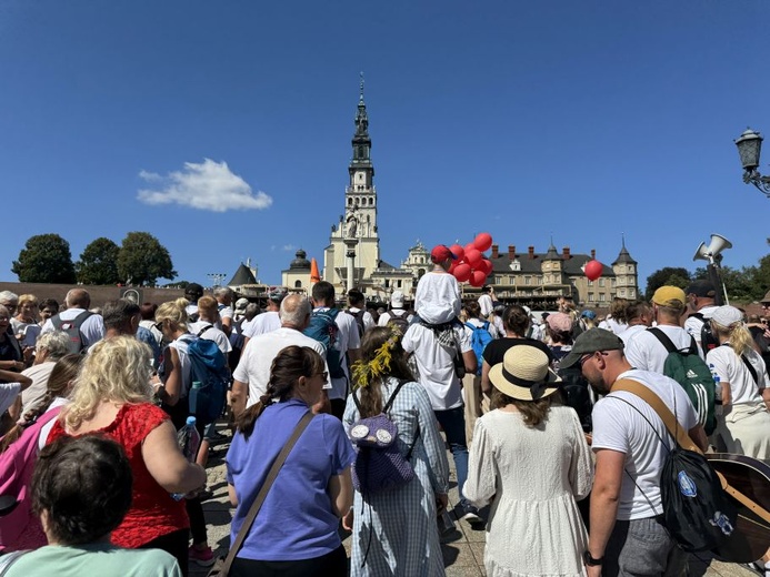 Piesza Pielgrzymka Diecezji Zielonogórsko-Gorzowskiej dotarła na Jasną Górę