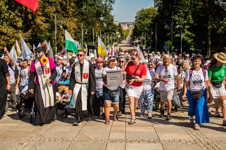 Archidiecezjalne piesze pielgrzymki u tronu Maryi