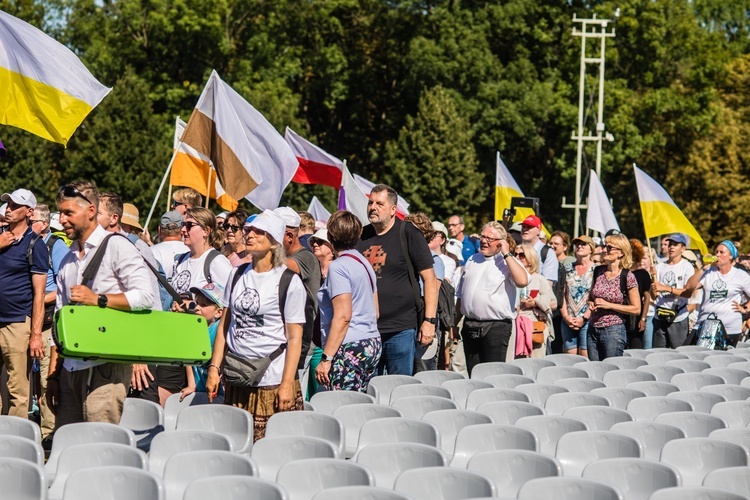 Archidiecezjalne piesze pielgrzymki u tronu Maryi