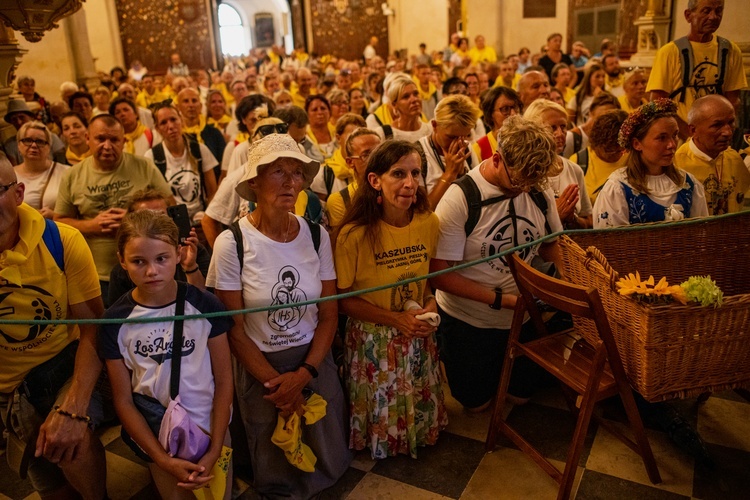 Archidiecezjalne piesze pielgrzymki u tronu Maryi