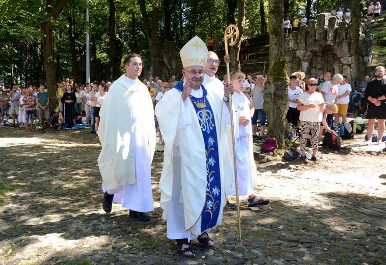Opolska pielgrzymka na Górze św. Anny