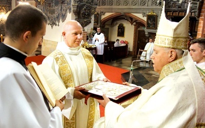 Moment święceń wiele zmienił w życiu Darka i jego rodziny. 