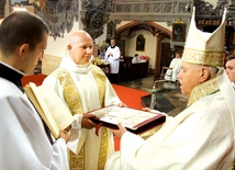 Moment święceń wiele zmienił w życiu Darka i jego rodziny. 