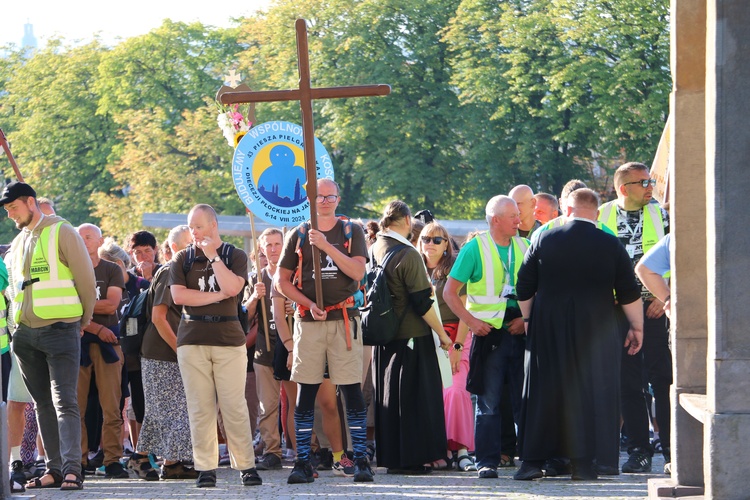 Pielgrzymka 2024. Wejście na Jasną Górę