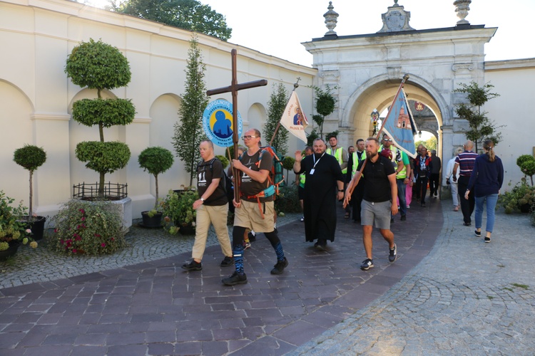 Pielgrzymka 2024. Wejście na Jasną Górę