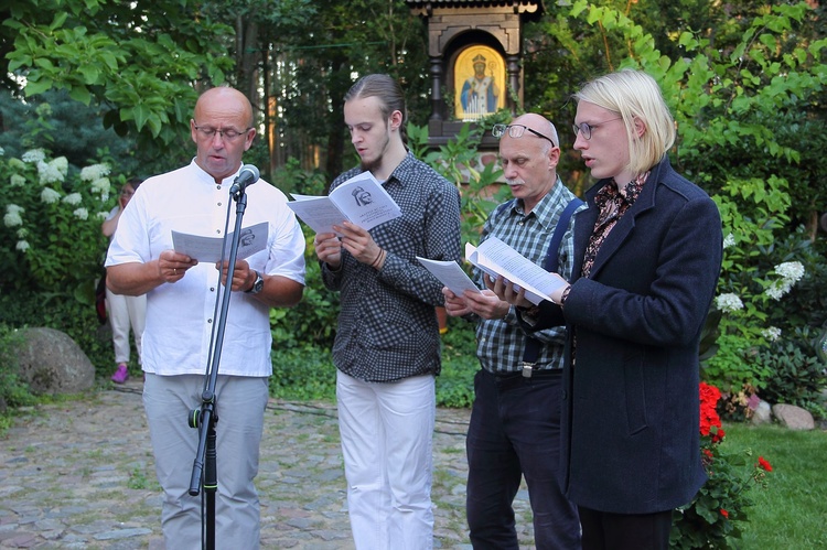 Misterium Zaśnięcia NMP - modlitwa hymnem Akatyst