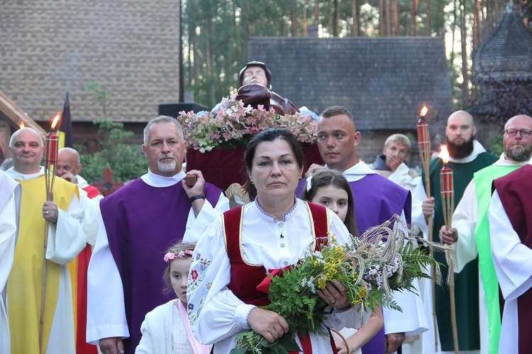 Misterium Zaśnięcia NMP - procesja