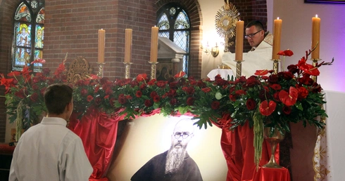 A mógł nie występować z szeregu