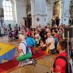 Pieszo do Matki Bożej Łaskawej