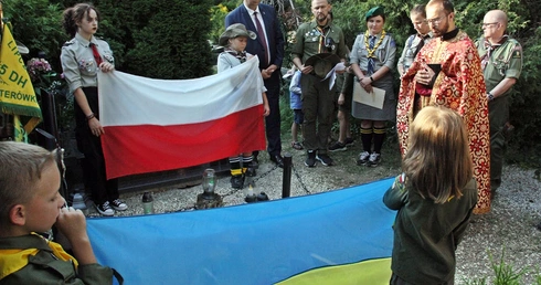 Harcerze pamiętają o polskich i ukraińskich bohaterach