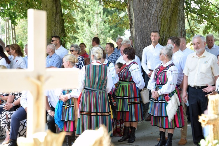 Dożynki powiatowo-gminne w Wieniawie