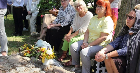 Pielgrzymka rodzin - kwiaty i zioła