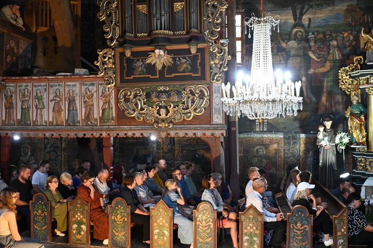 "Muzyczne ekstrawagancje" w kościele w Orawce