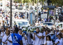 W Paryżu w uroczystość Wniebwzięcia Najświętszej Maryi Panny