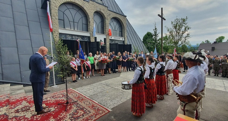 Patriotyczne uroczystości w Glisnem