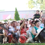 Koncert pod lipą