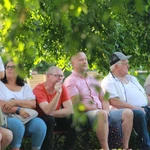 Koncert pod lipą