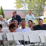 Koncert pod lipą