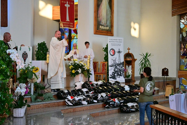 Pielgrzymkowym motocyklem przez Polskę 